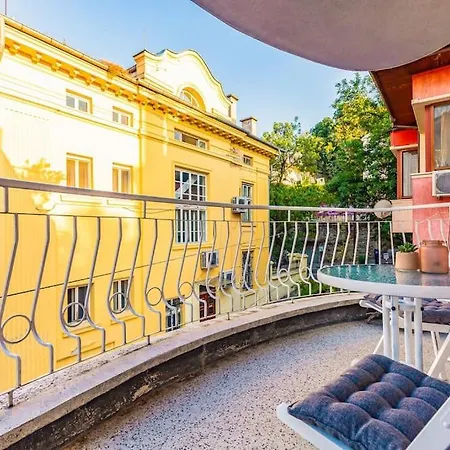 La Primavera Spacious Apartman