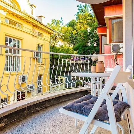 Apartman La Primavera Spacious *