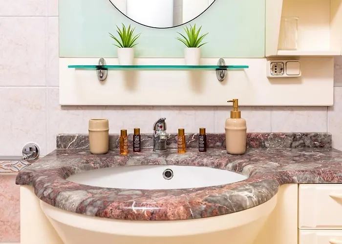 La Primavera Spacious Daire *